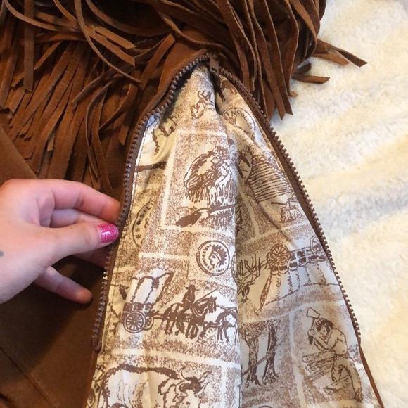 Vintage Leather pull over jacket with tassels - Picture 5 of 9